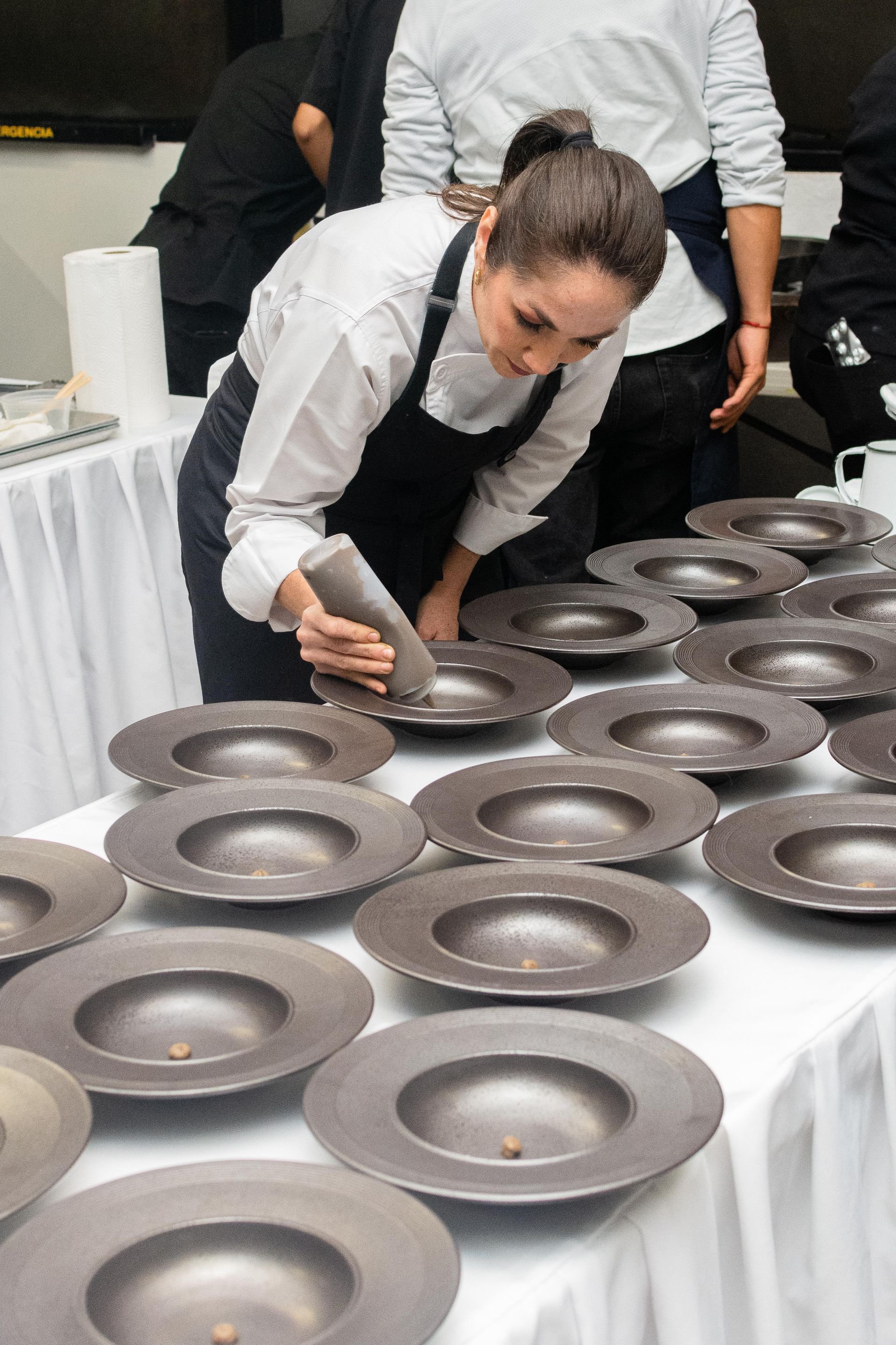 Cena Noche de las Estrellas como parte de Gastro Cultura