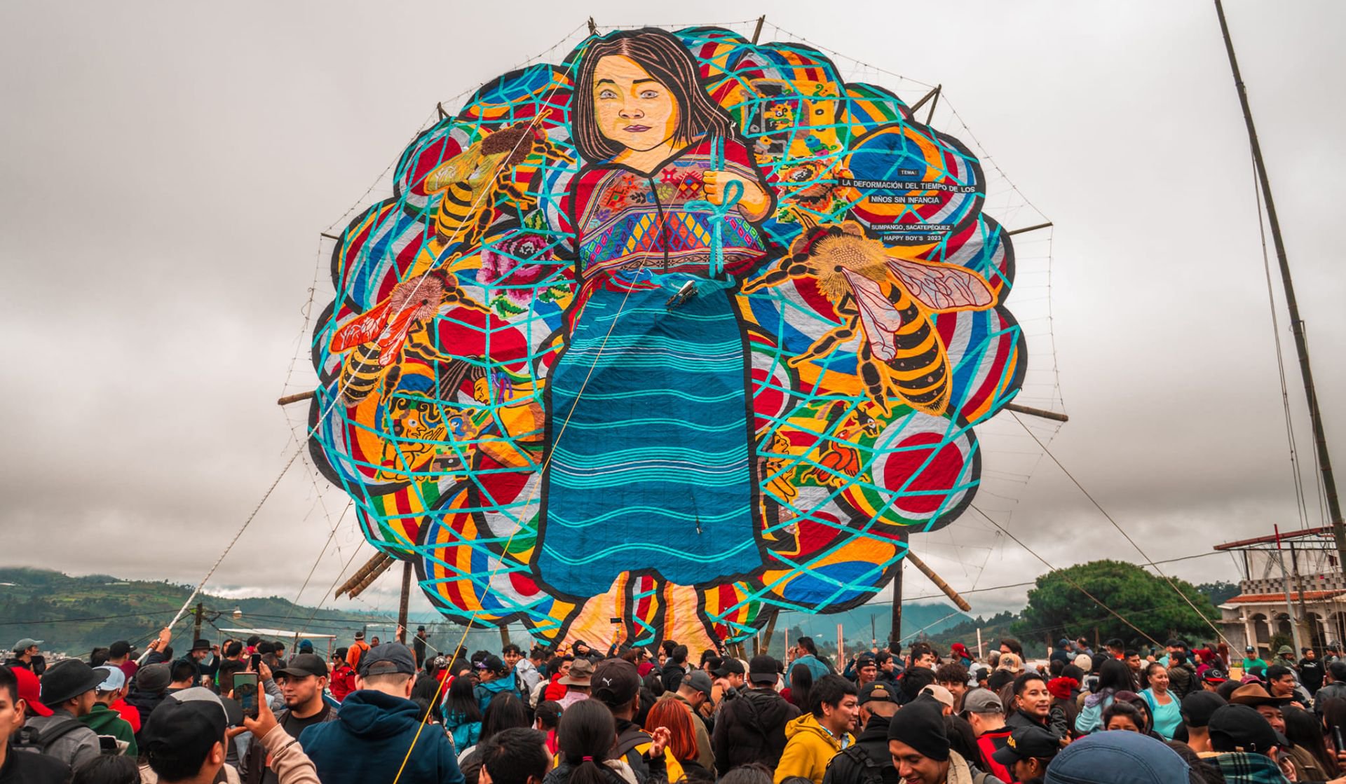 Barriletes Gigantes de Sumpango en San Juan Sacatepéquez, Guatemala