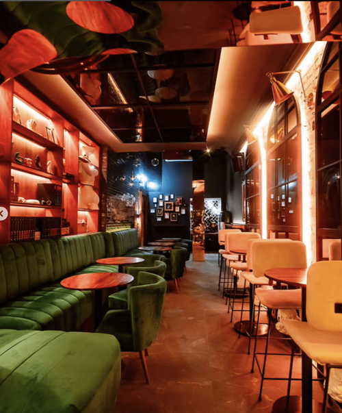 Wisdom_Antigua_Guatemala