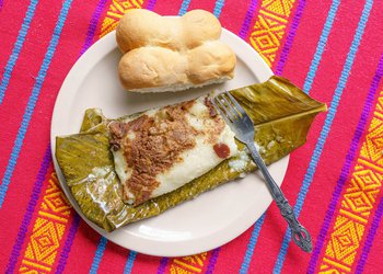 Xela-Quetzaltenango-Cocina-Tradicional-Guatemala-Tamales-De-Arroz-Receta-pan-frances-4.jpg