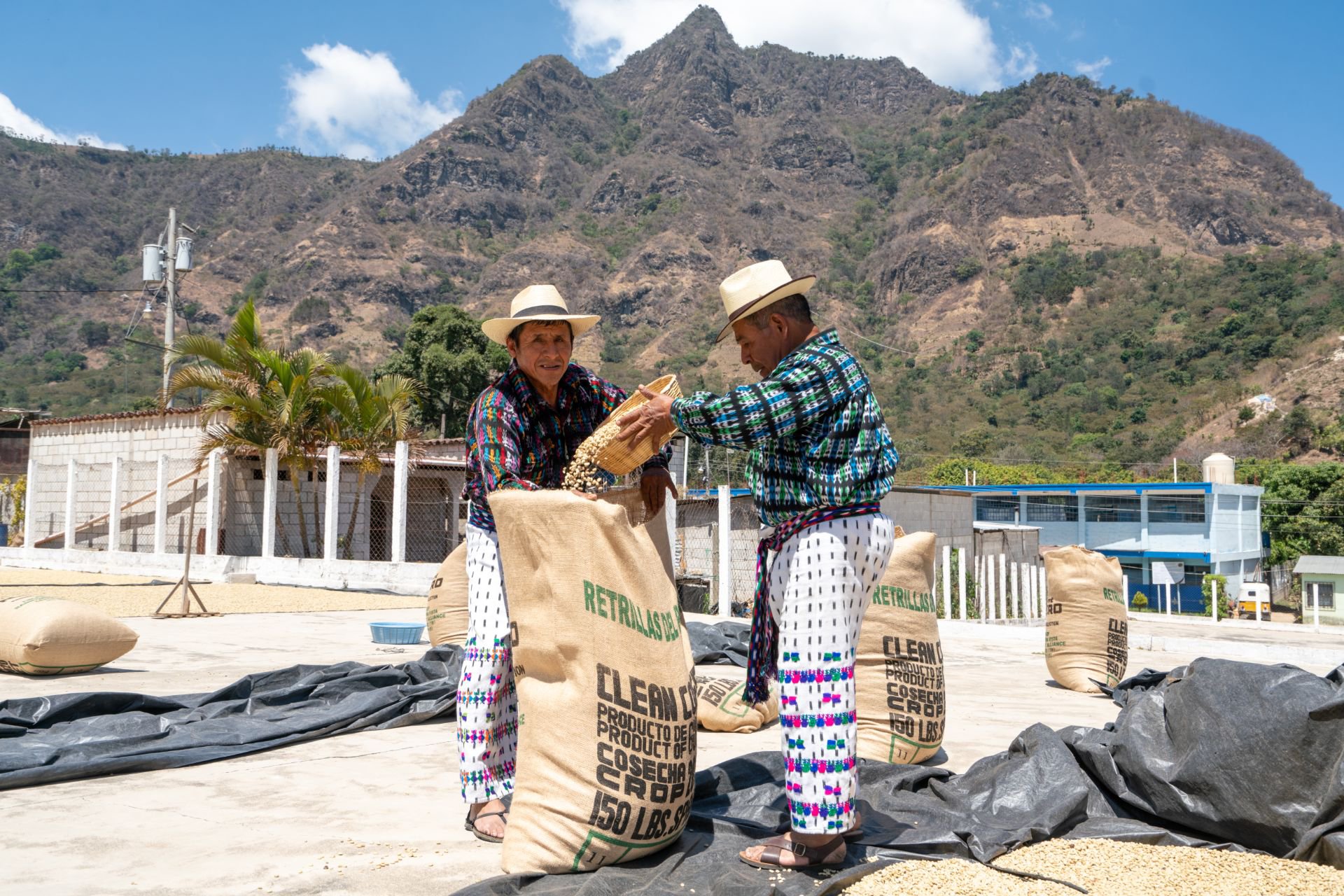 Cooperativa La voz que clama en el desierto, San Juan La Laguna, Atitlán. Guatemala